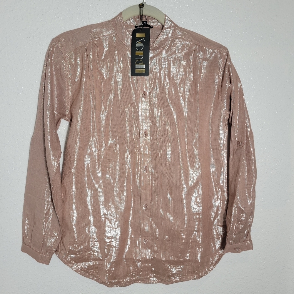 Suzi Kondi Women's Blouse NWT SZ S Blush Metallic Pink